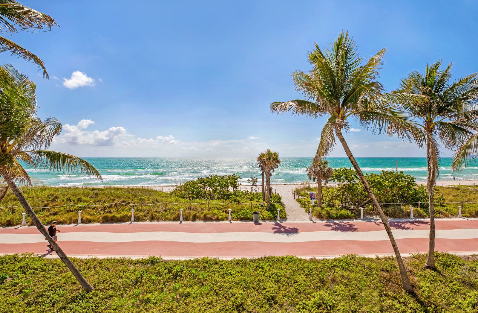 5401 Collins Ave — Unit CU9 photo