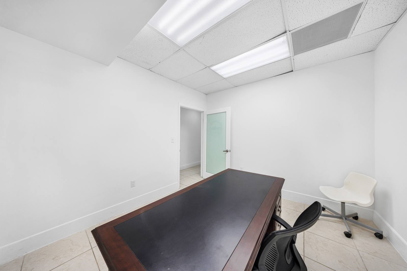 5401 Collins Ave — Unit CU9 photo