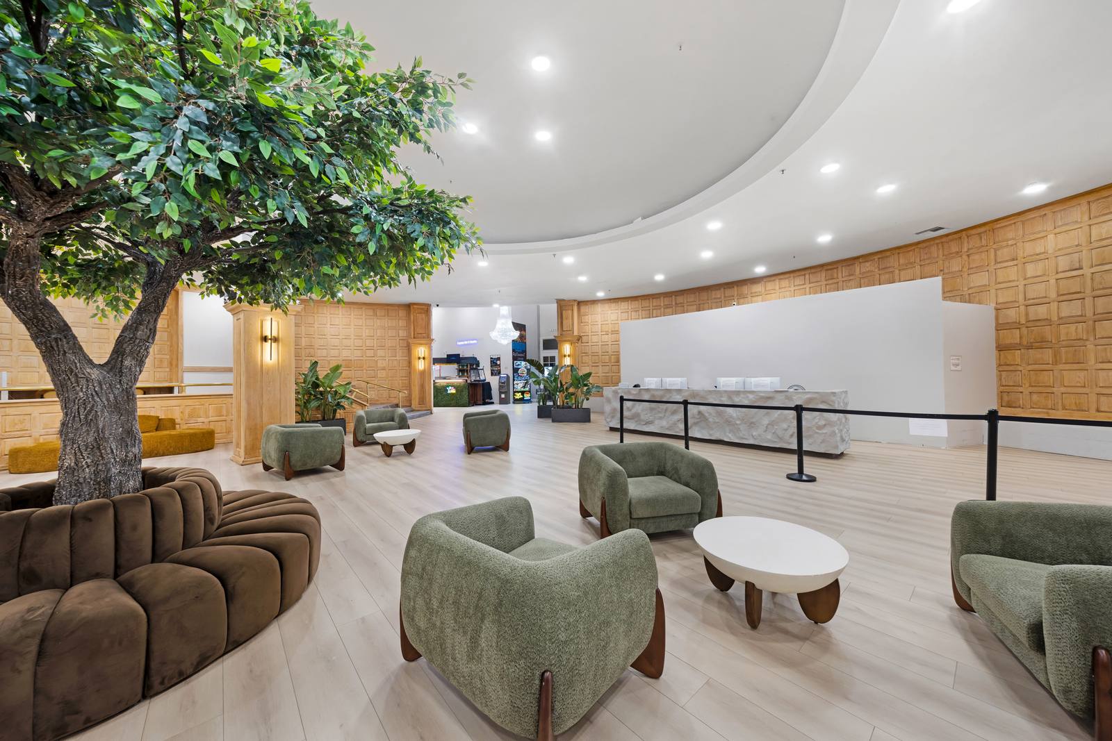Blu Gin — 5445 Collins Ave CU2A / L6 photo